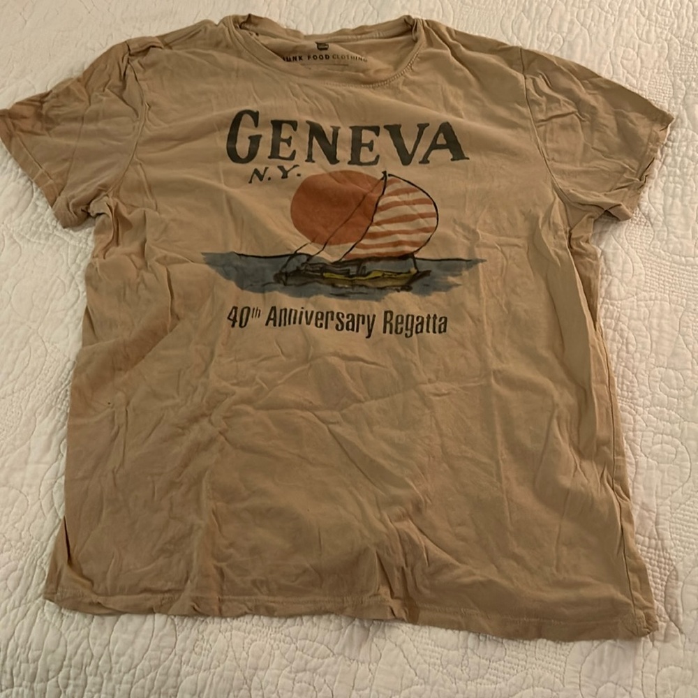 Junk Food Clothing T-Shirt